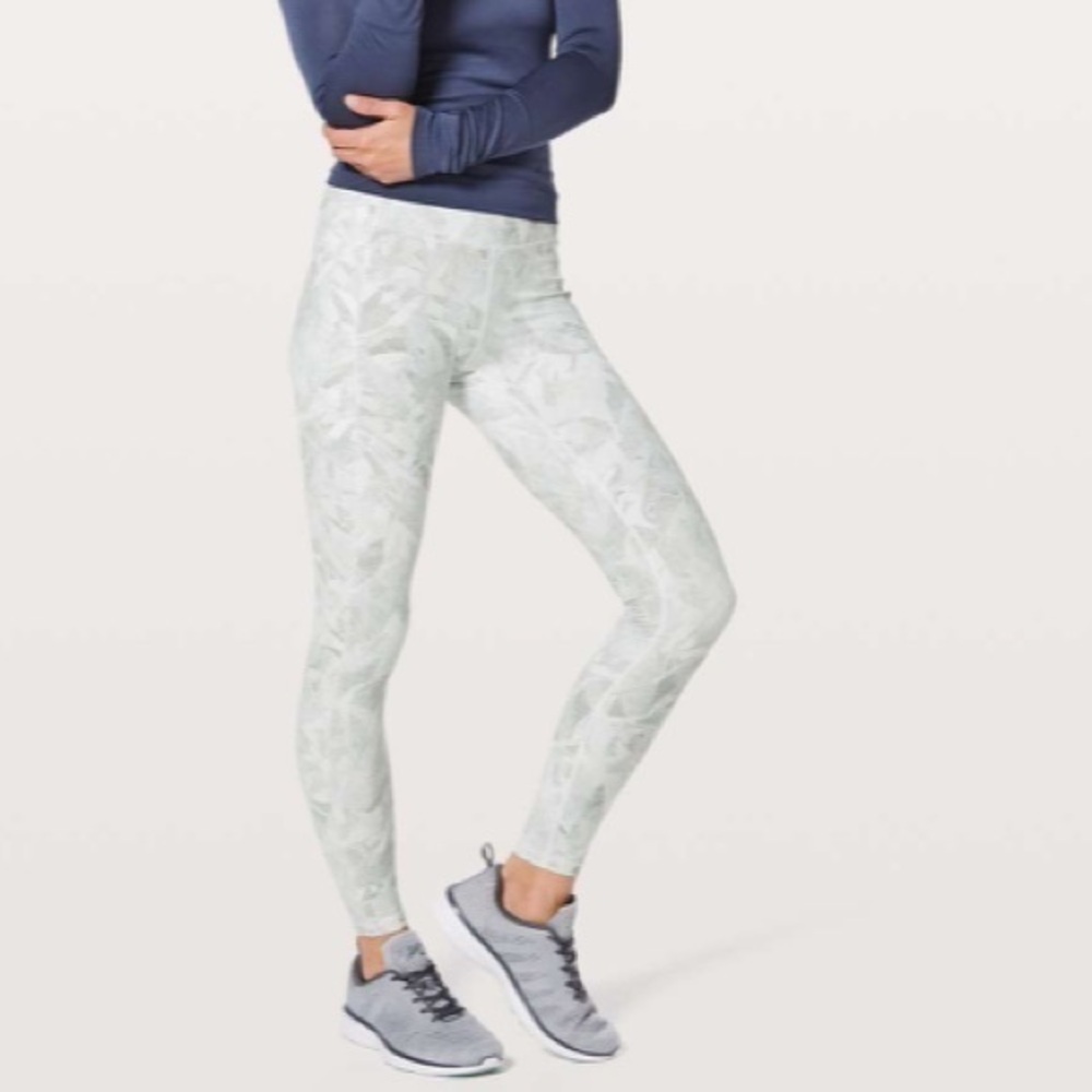 Lululemon Speed Up Tight *28" Jasmine White Multi Size 8
